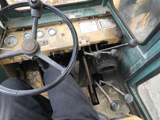 interior photo of car SD25Y2 - 1984 TCM FORKLIFT  - YELLOW